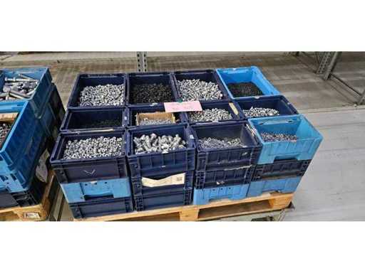 Mischpalette div. Schrauben und Muttern