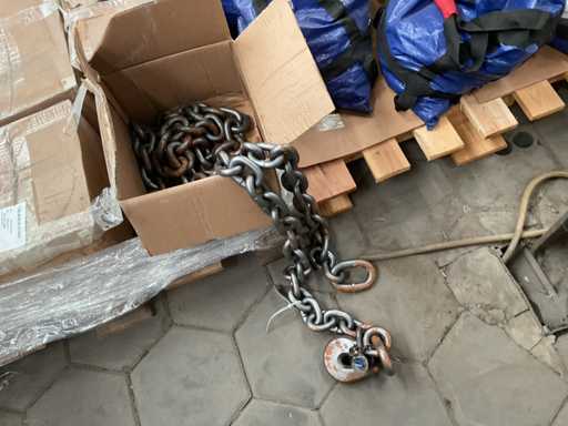 Single leg chain (3x)