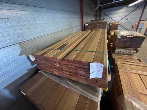 Guyana Teak planken geschaafd 1850x90x21mm (141x)