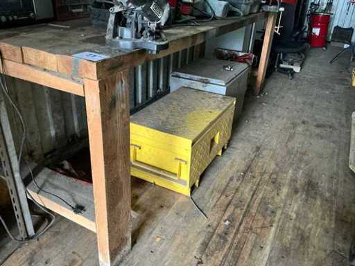 Banc de lucru din lemn