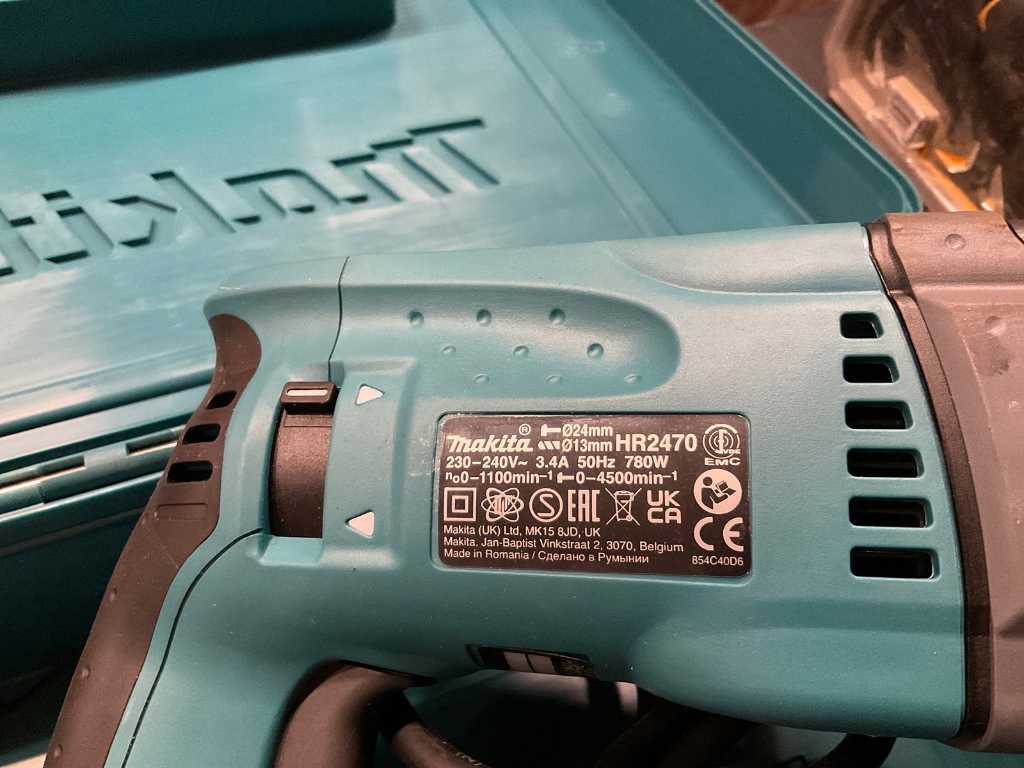 Makita rotary deals hammer hr2470