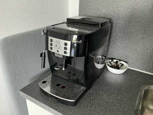 DeLonghi MagnificaS Koffiezetapparaat