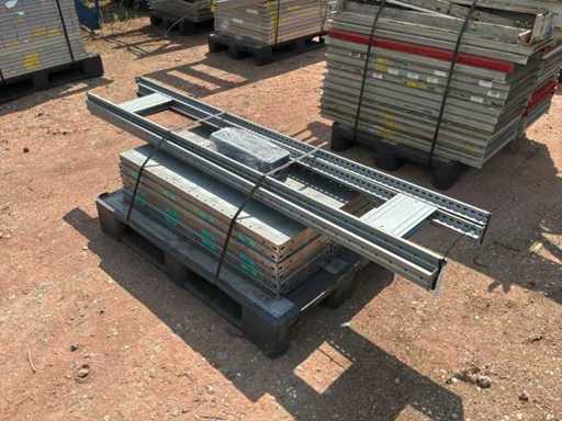 Warehouse racking