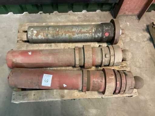 Hydraulic working cylinder (3x)