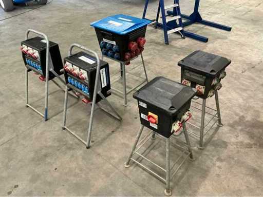 Distribution box (5x)
