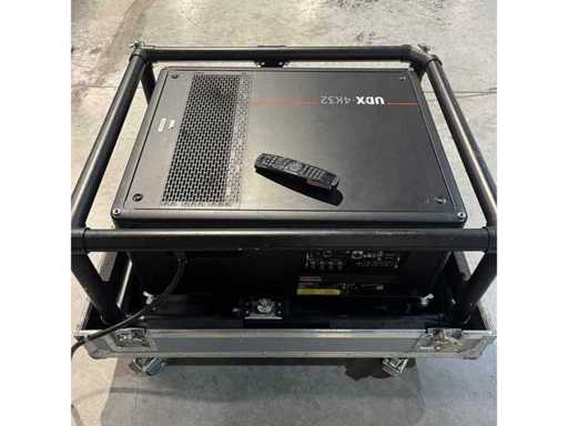 Barco - UDX-4k32 - 31000 lumens DLP projector with frame and flight case
