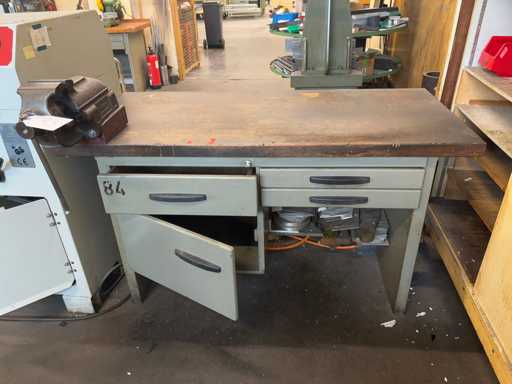   Workbench without contents