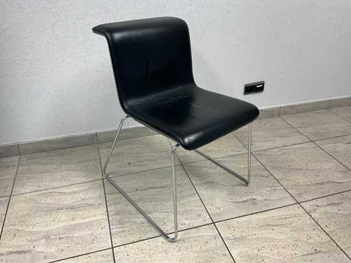 Bulo/Alain Berteau Design Vergaderstoel (8x) en tafel