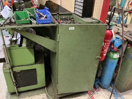 Schrank mit Werkzeugen