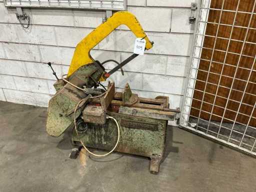 Behringer Hacksaw Machine