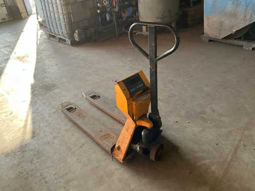 Hand hydraulic pallet truck
