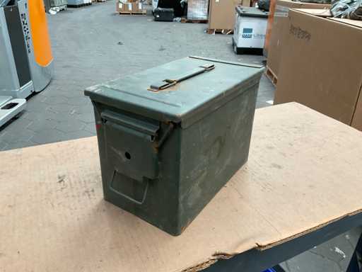 Ammo box (4x)