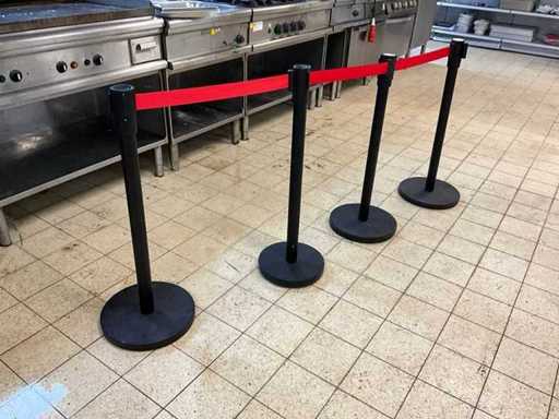 Poteaux barrières Saro avec ruban