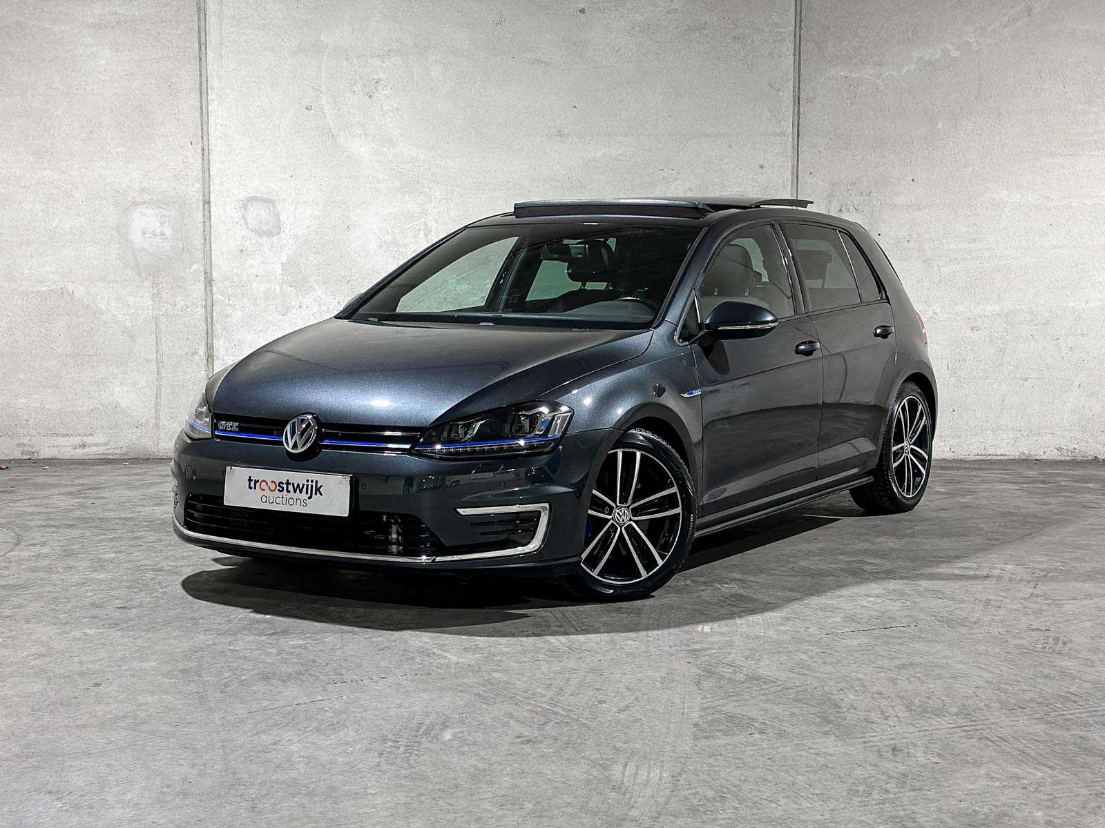 Volkswagen Golf GTE 1.4 TSI 204pk 2015 (Origineel-NL), 1-ZNB-51