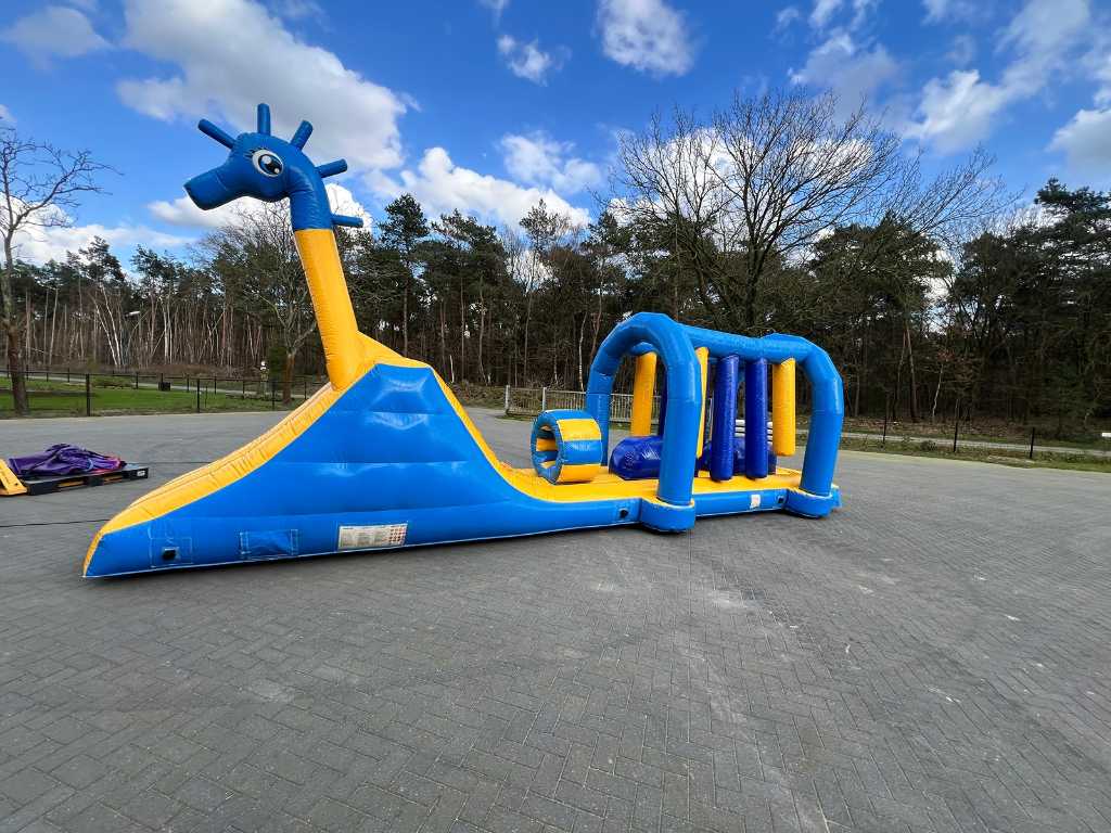 JB Inflatables - Pool run - Bouncy castle