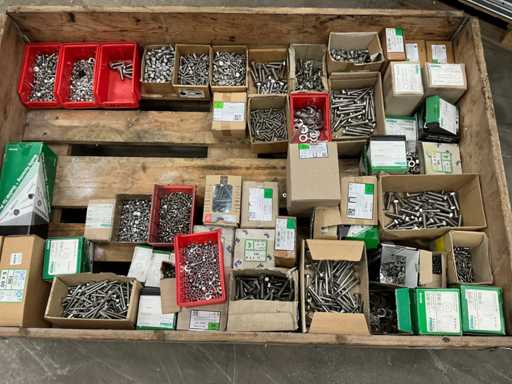 Batch of stainless steel fasteners