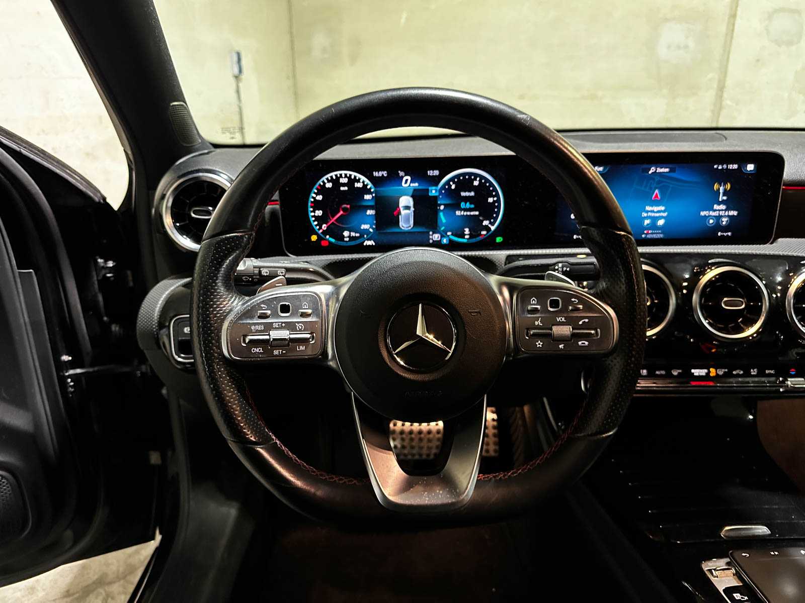 Mercedes-Benz A200 Business Solution AMG A-klasse 163pk 2019 (Origineel-NL), XH-436-L