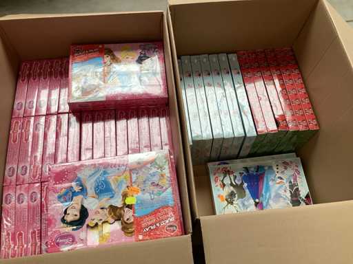 Mix lot calendari dell'avvento Disney e Star Wars (68x)