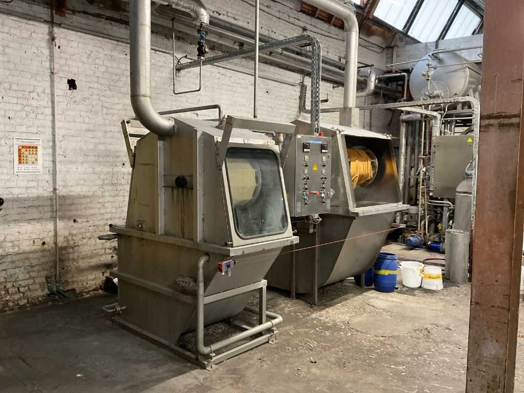 1990 Reel tub textile dyeing machine (2x)