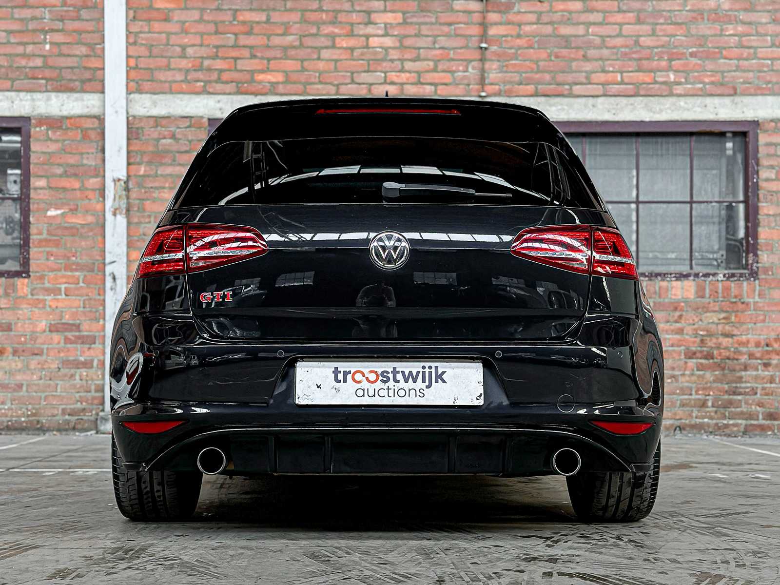 Volkswagen Golf GTI Performance VII 2.0 TSI Golf 7 230pk 2014, TV-769-S