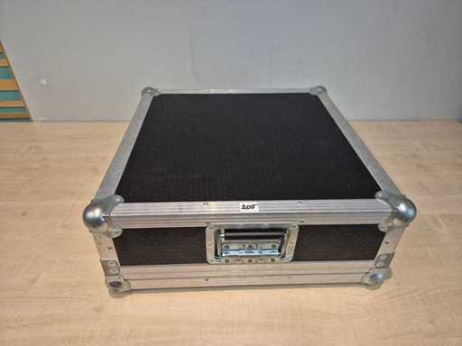 Case for audio equipments 520x520