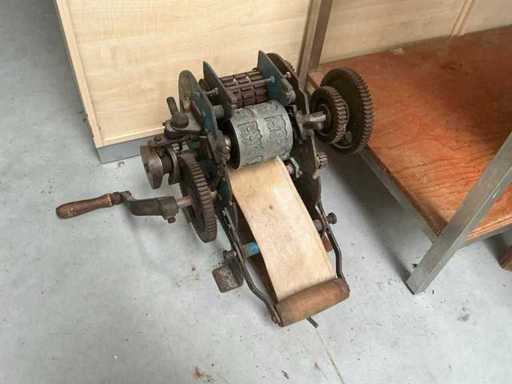 Machine à biscuits vintage