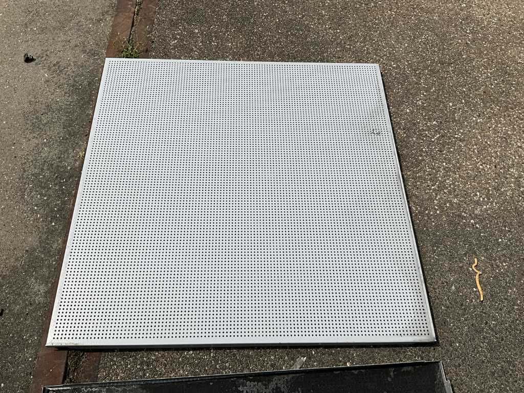 Ventilation grille / ceiling plate (900x)