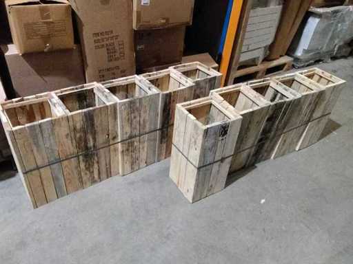 Tall wooden flower boxes (10x)