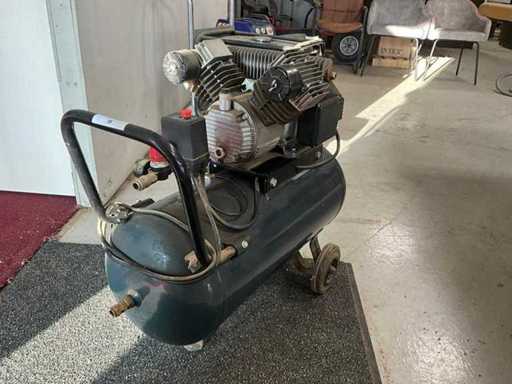 2014 Contimac CM 401/10/50D Air Compressor
