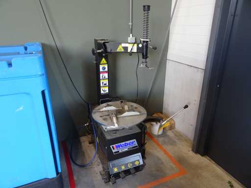 Weber - 2020 - 1022 - Bandendemonteerapparaat