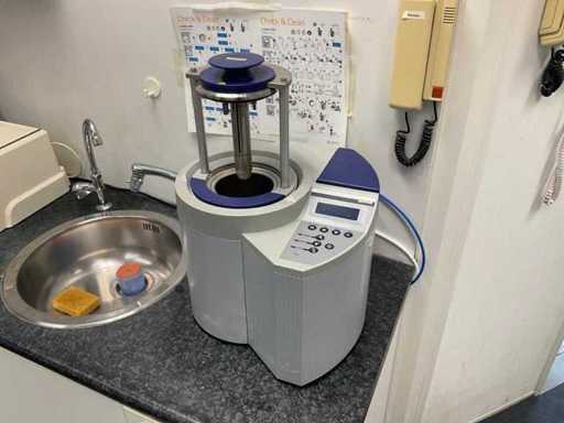 2014 - DAC universal - Sirona - Instrumenten steriliseer appararaat