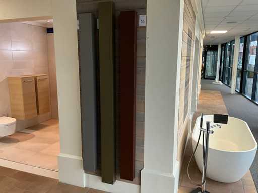 Vasco Beams Mono vertikaler Radiator