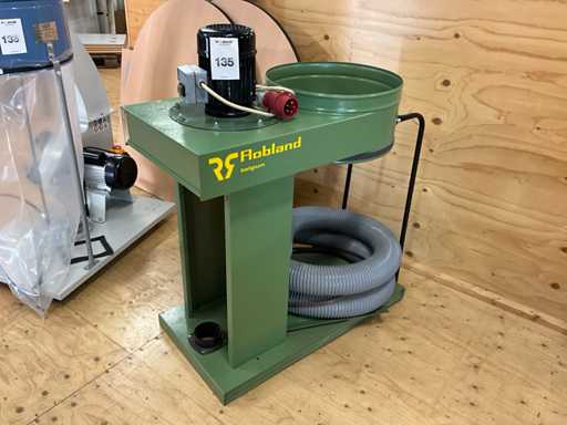 System odsysania py?u Robland