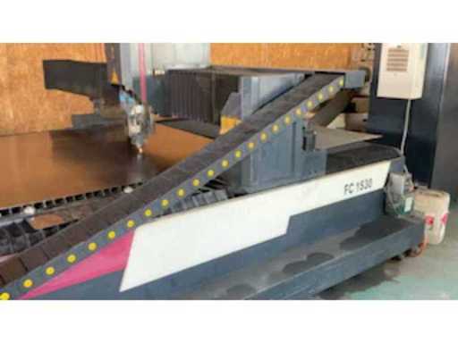 8a61c89c-df9f-4022-b20a-7de5e7bc0658.mp4