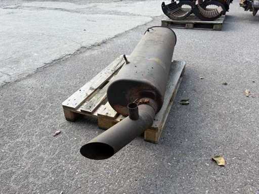 2015 New Holland CX8.80 Type811 Exhaust Muffler