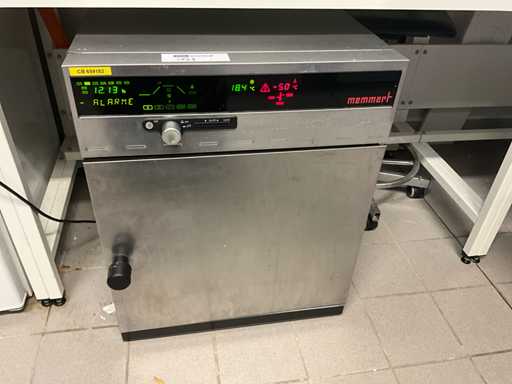 MEMMERT IPP 400 Oven