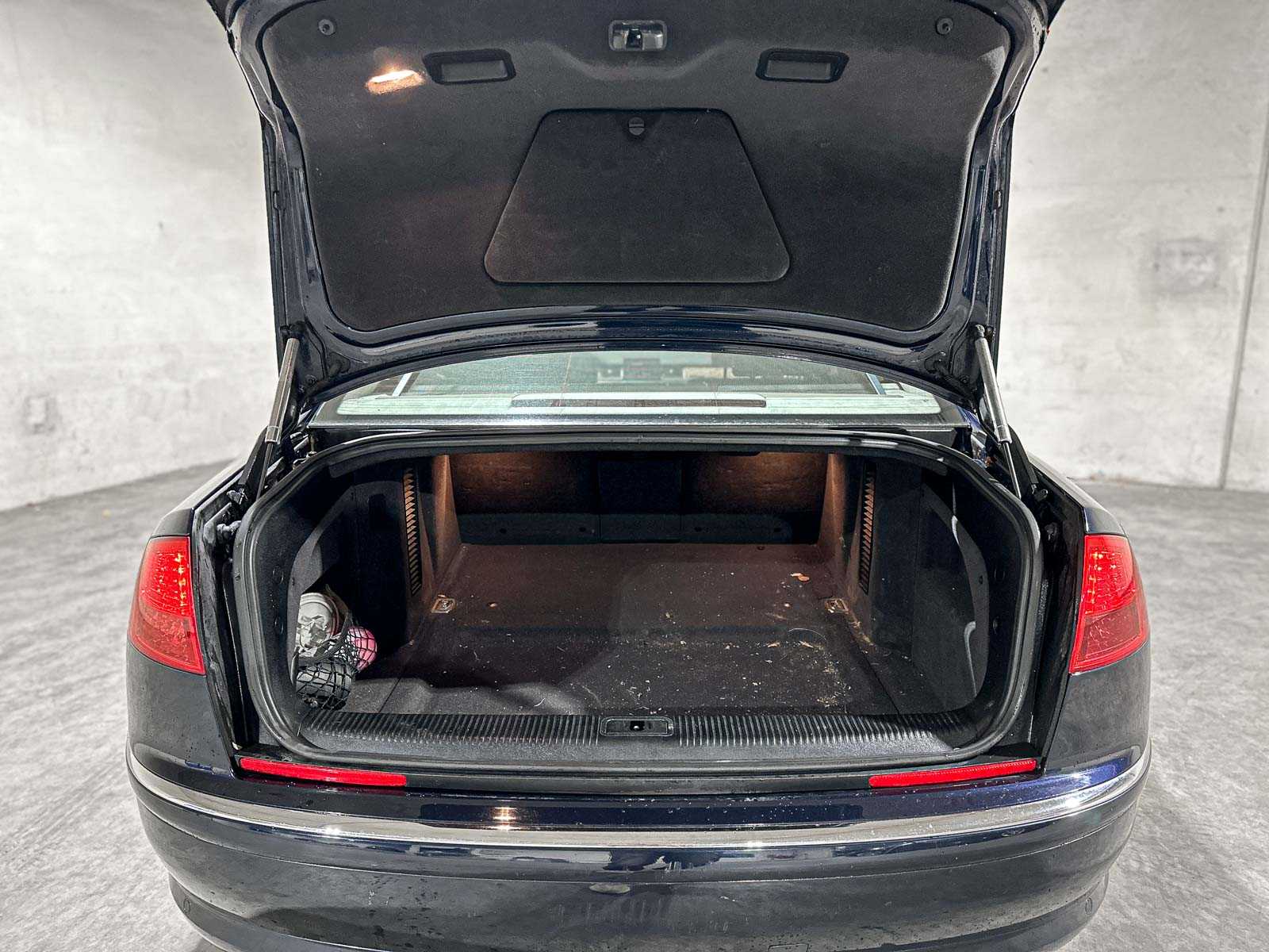 Audi A8 4.2 V8 Quattro Lang Pro Line 335pk 2005, 43-RX-HJ Youngtimer