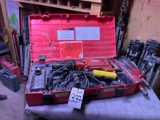 Ma?in? de g?urit cu carot? Hilti DD100