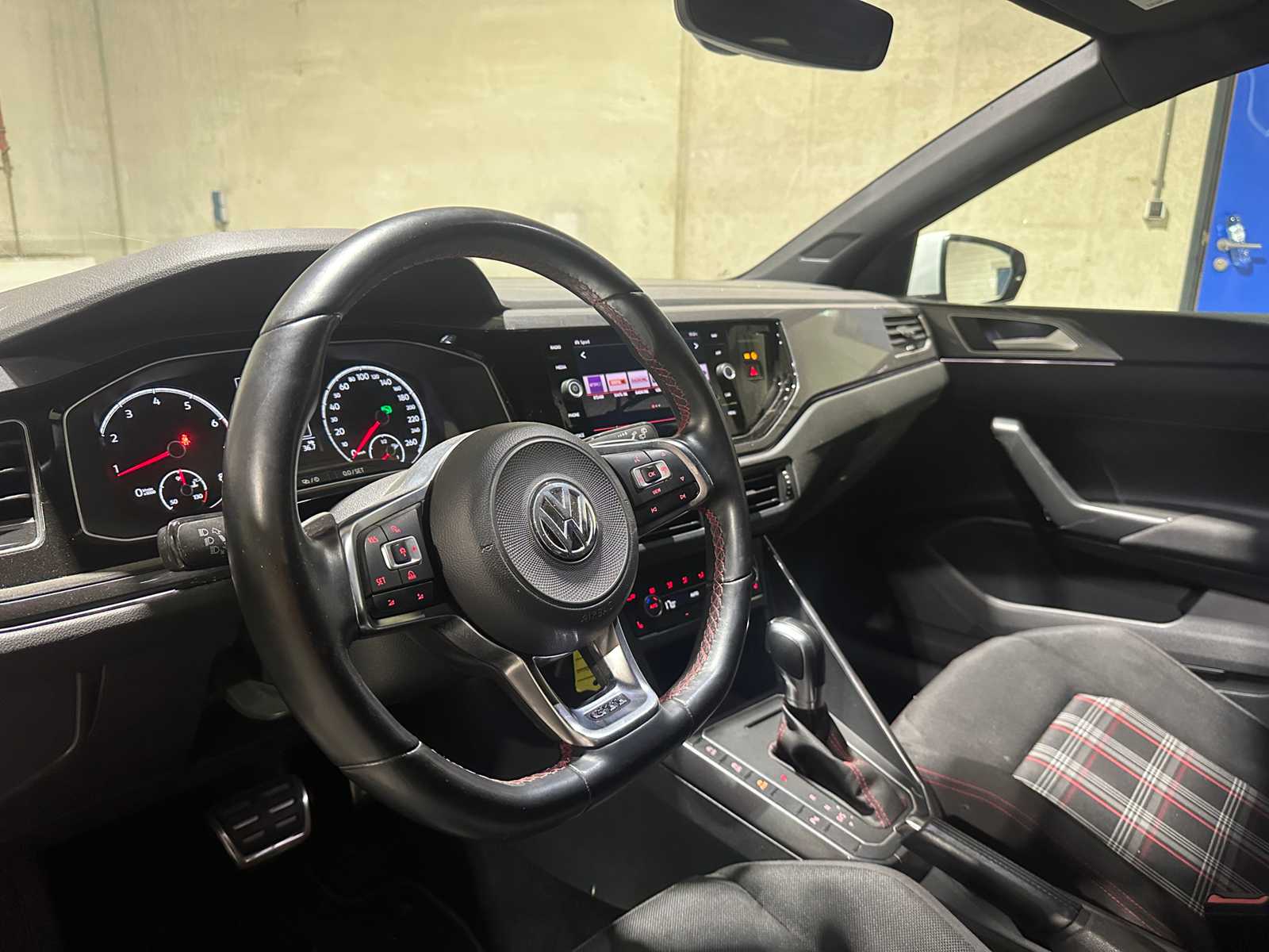 Volkswagen Polo GTI 2.0 TSI 200hp 2019, H-753-ZL