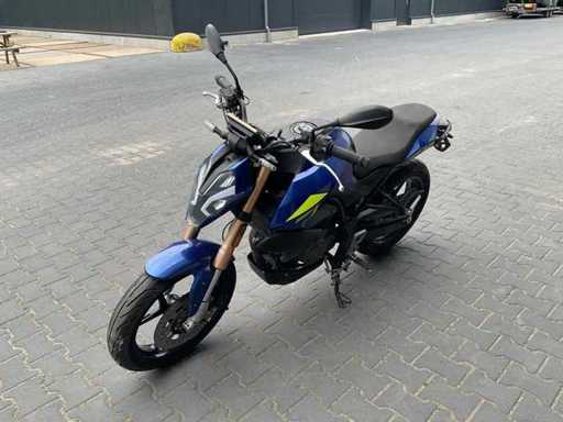 2023 Online Pista Motorcycle