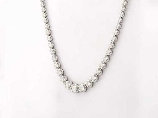 Collier en or blanc de 14 nœuds avec diamant cultivé en laboratoire de 5,16 cts