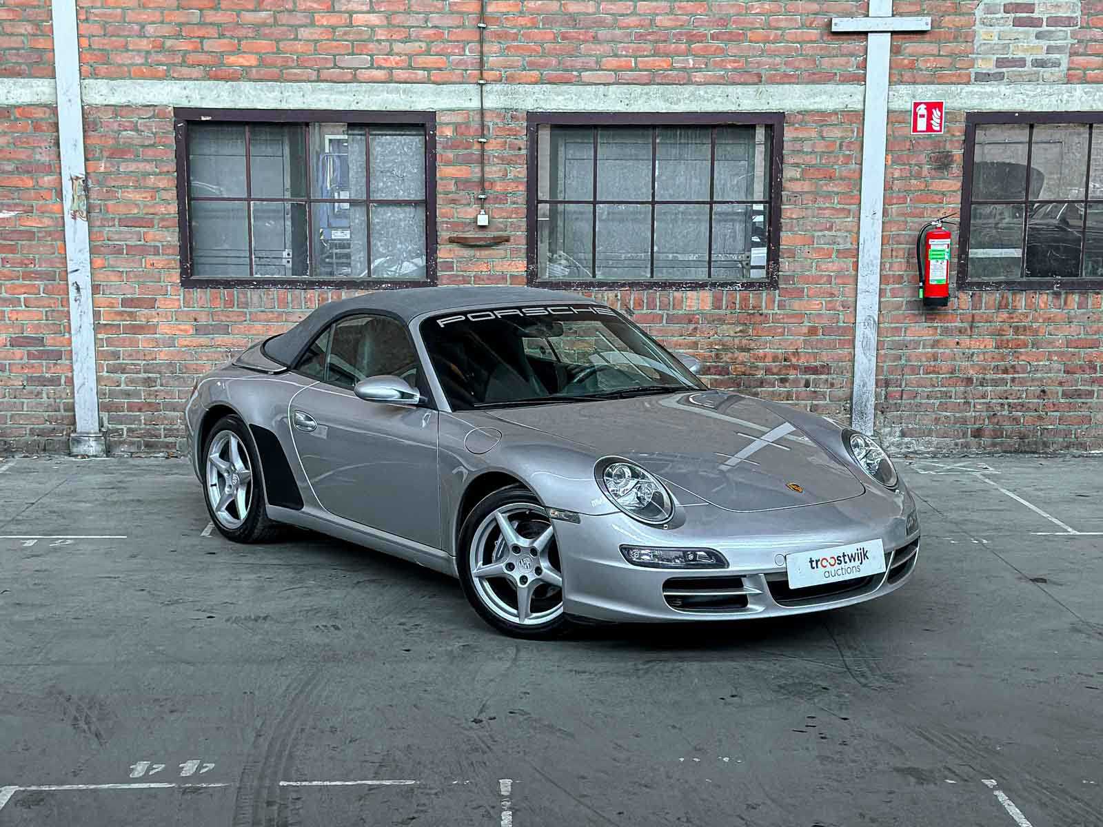 Porsche 911 Carrera Cabriolet 3.6 997 Sport-Chrono 325pk 2006 Youngtimer