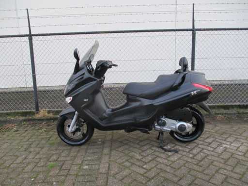 Piaggio X evo 125 - Skuter - Motocykl