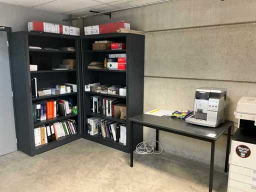 Ekspresy do kawy Saeco Royal Office + szafki roletyczne (pierwsze piętro)