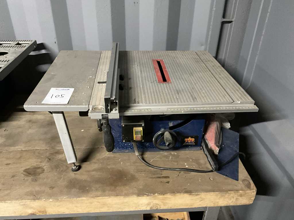 2009 Top craft TTS-205 Saw table
