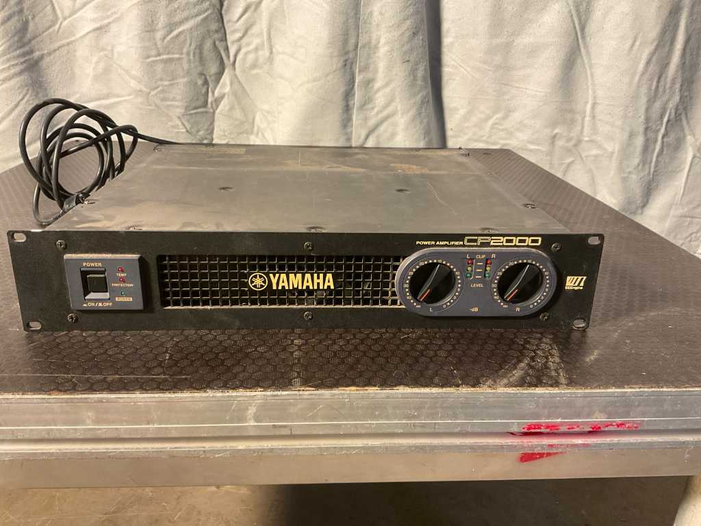 Yamaha CP 2000 Amplificateur de puissance Verstärker