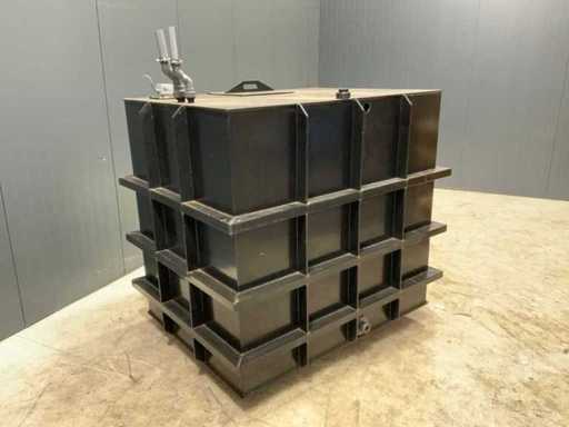 Serbatoio d'acqua in plastica