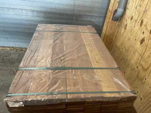 Guyana Teak Planken Geschaafd 1550x145x25mm (126x)