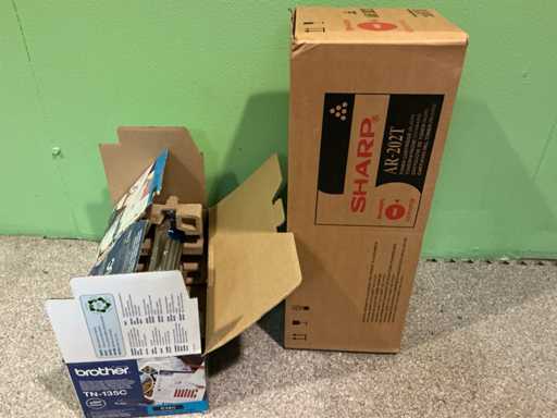 Sharp- und Bruder-Tonerpatronen