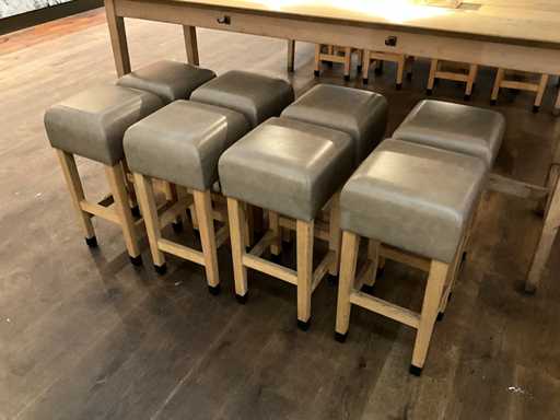 Hutten - Barkruk (8x)